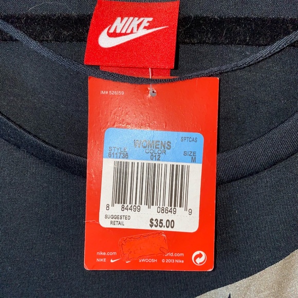 NWT Nike Sportswear Relaxed Fit Logo Swoosh Black Metallic Pewter Gray T-Shirt M - Picture 5 of 9